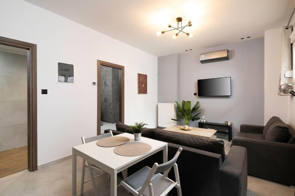 Modern & Comfy Apartment Θεσσαλονίκη Εξωτερικό φωτογραφία